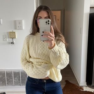 Oversized chunky knit sweater